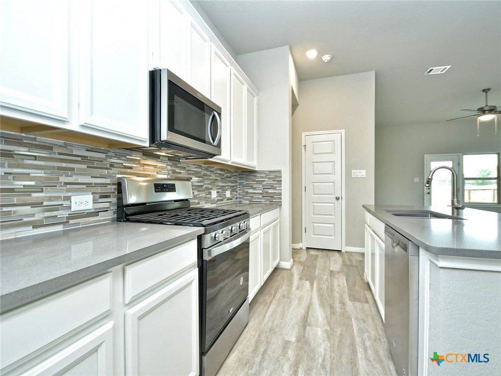 1532 Zion Drive. New Braunfels, TX 78132