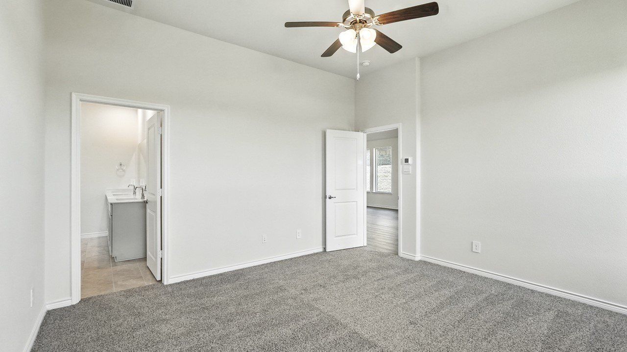 2503 Wesley Avenue. Royse City, TX 75189