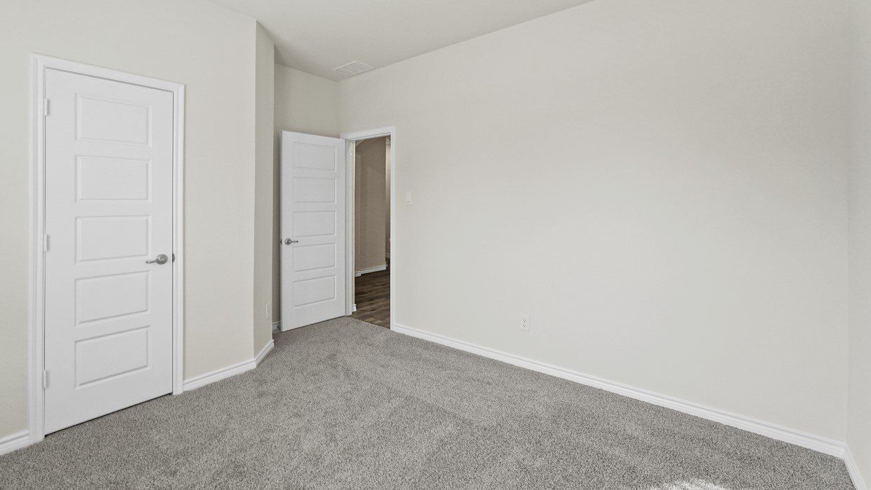 750 Hart Leaf Lane. Lavon, TX 75166