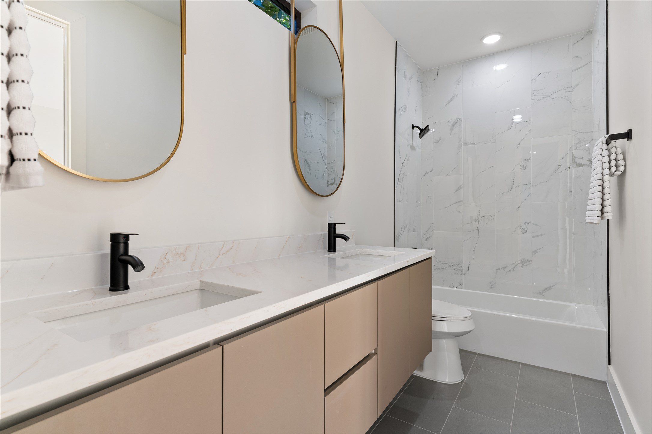 6720 Mabel Avenue. Dallas, TX 75209