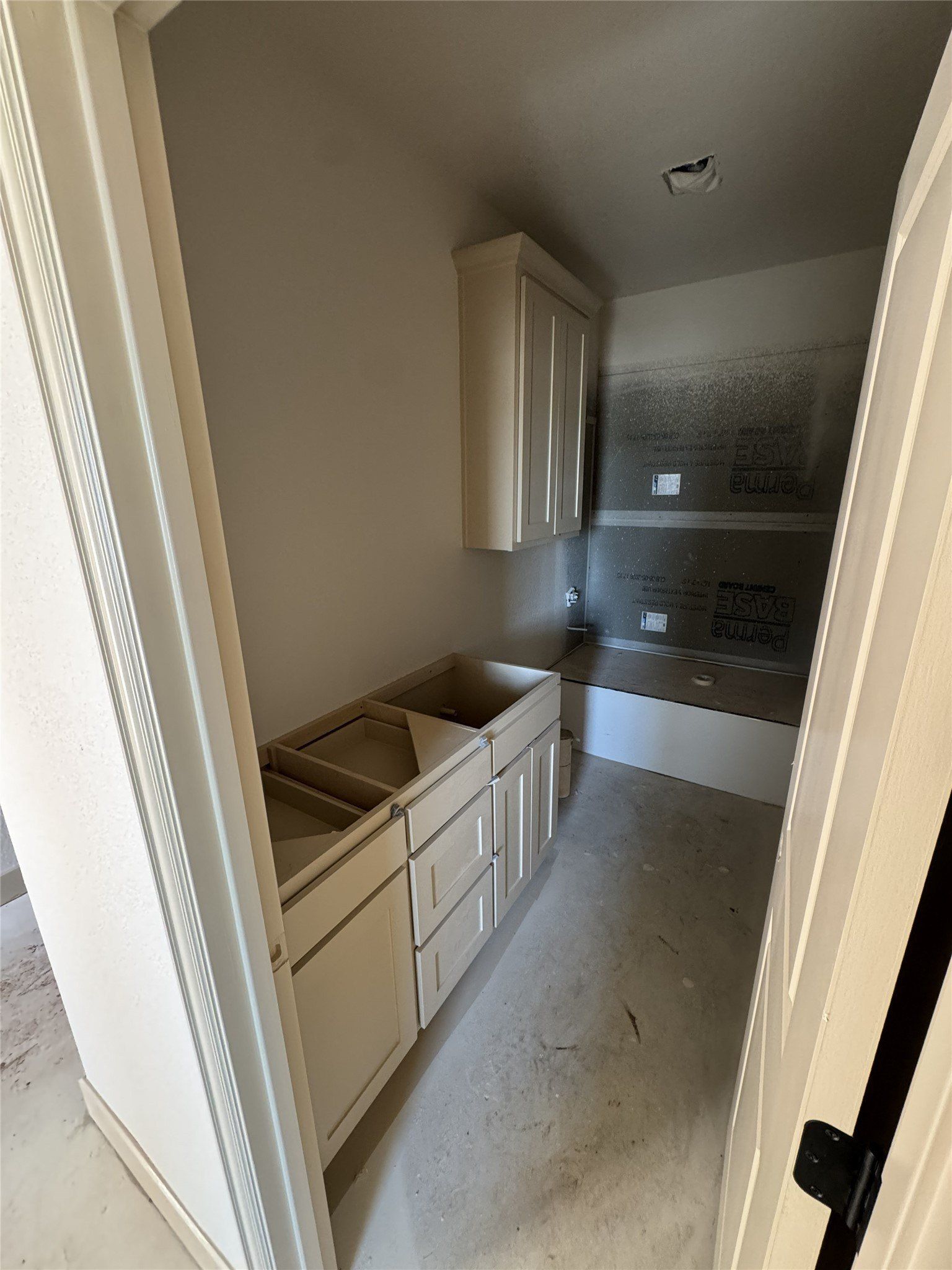 424 Cirrus Circle. Muenster, TX 76252