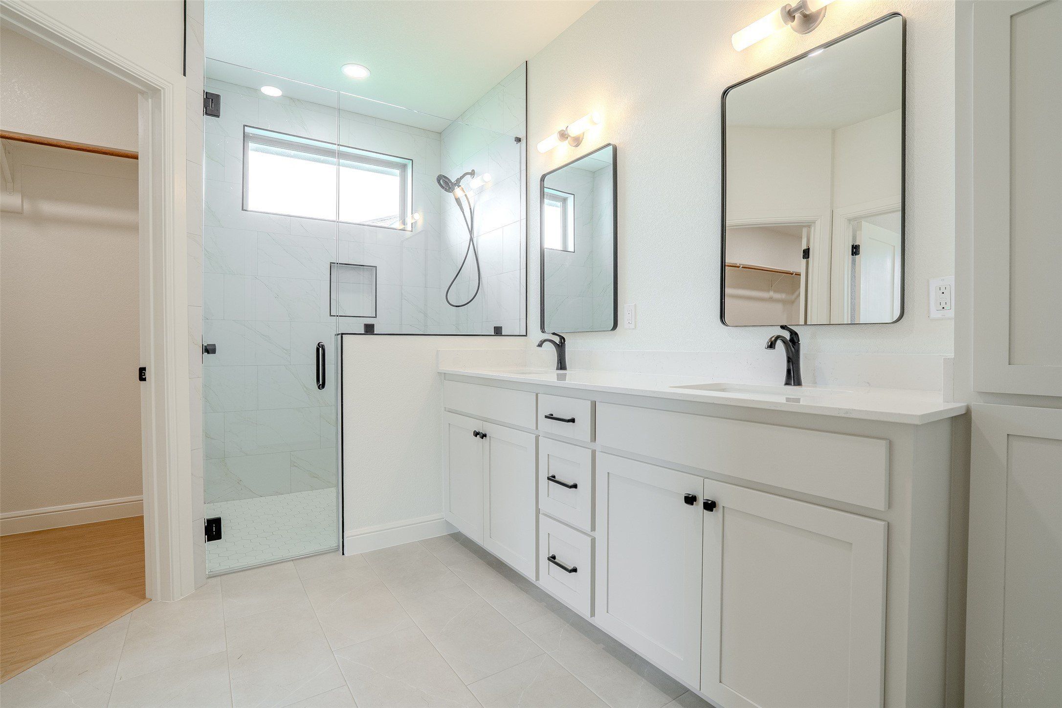 112 K Street. Meridian, TX 76665