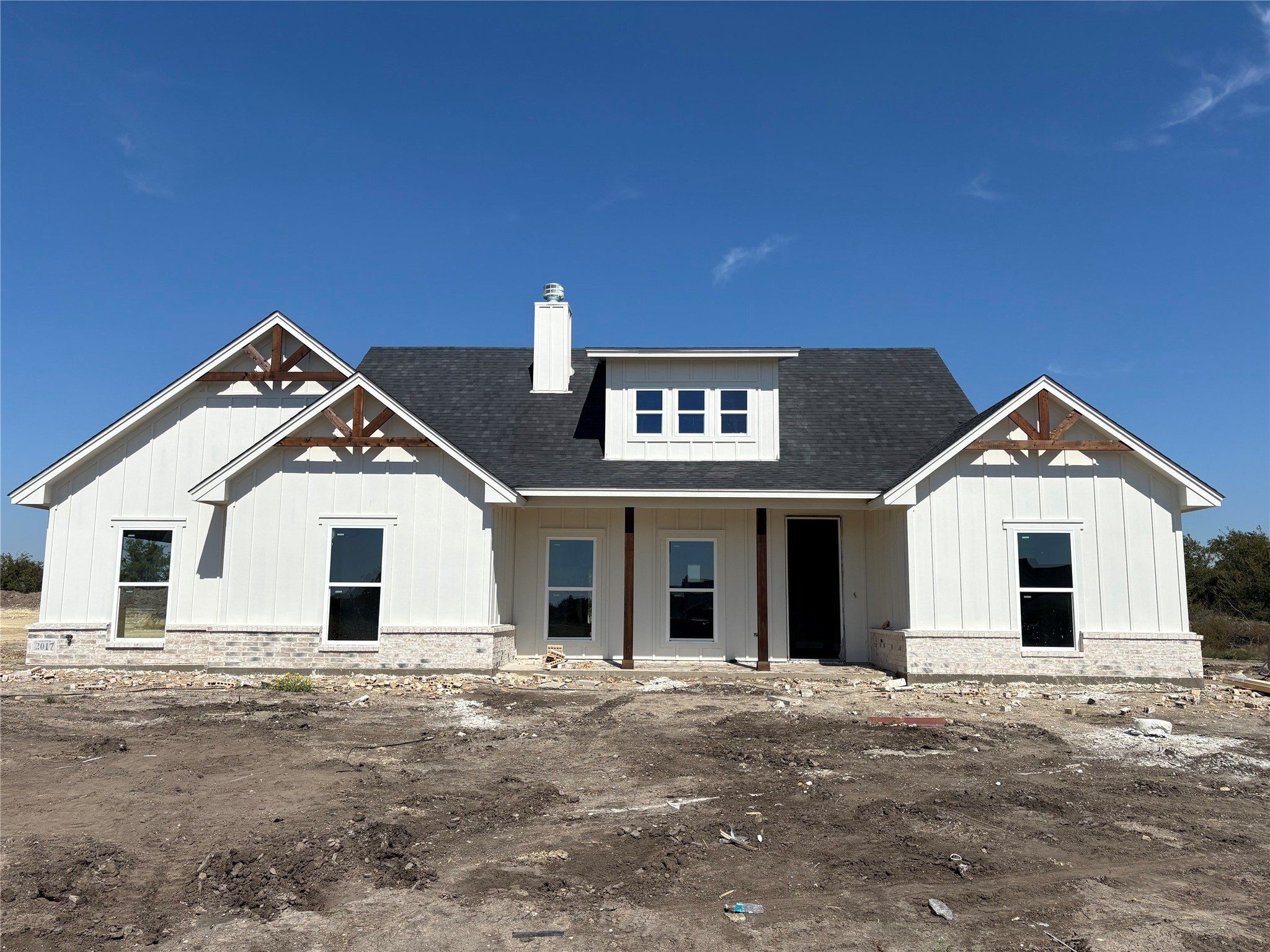 2017 Collin Street. Weatherford, TX 76085