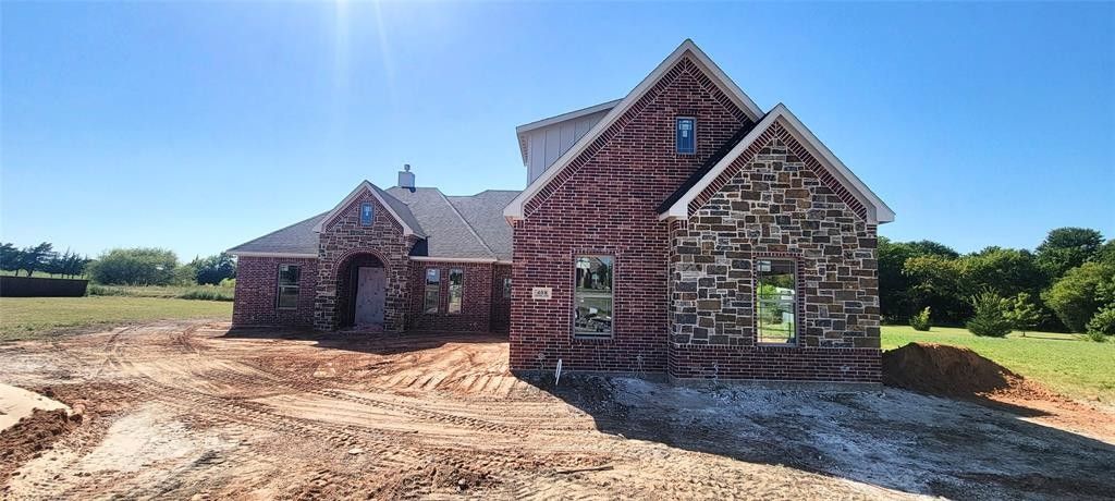 408 Shelby Trail. Bells, TX 75414