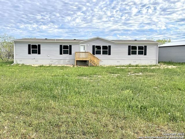 343 Private Road 3492. Gonzales, TX 78629