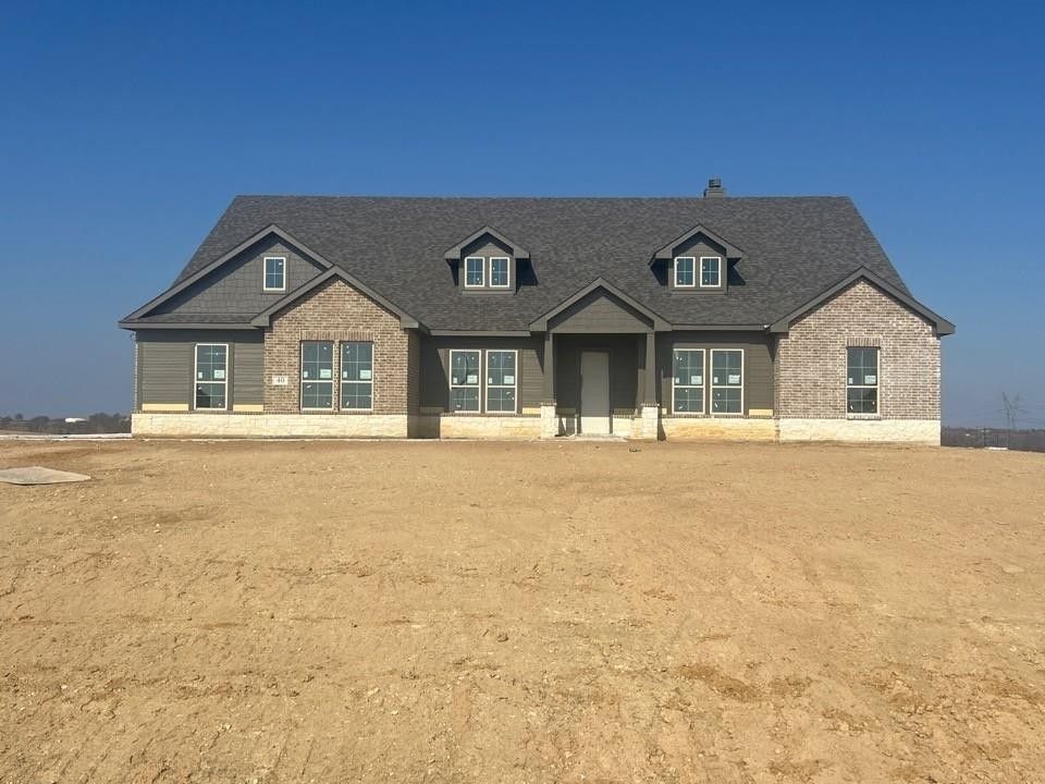 40 Arches Way. Valley View, TX 76272