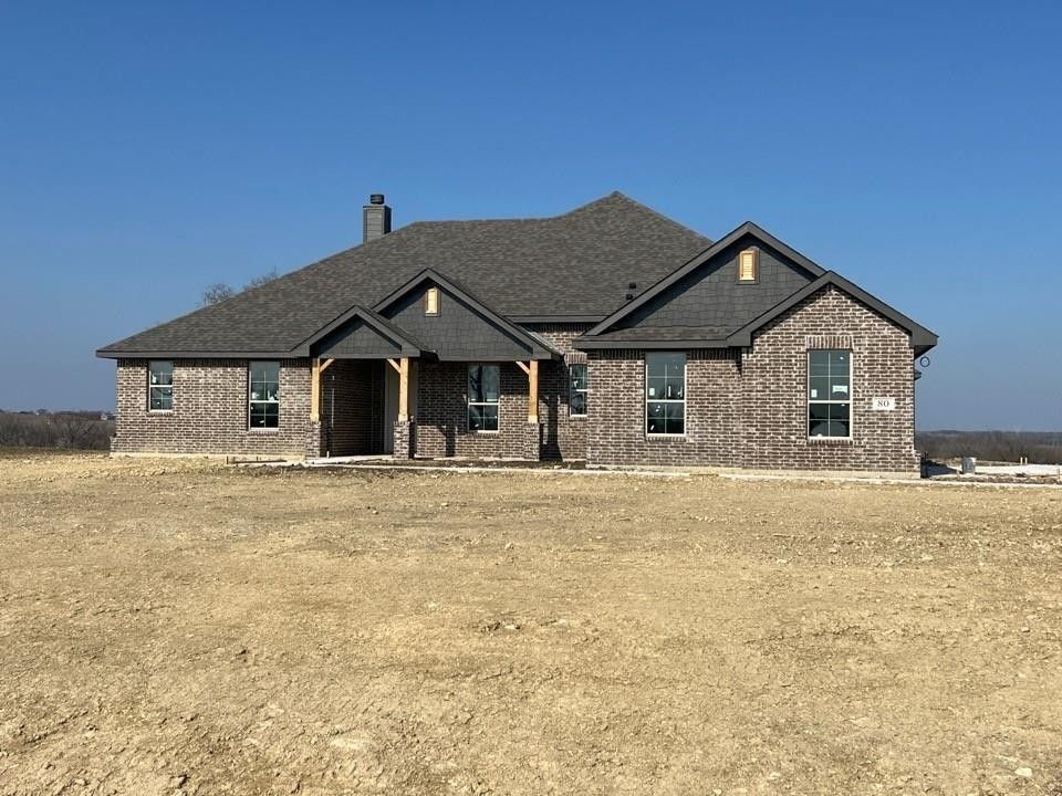 80 Arches Way. Valley View, TX 76272