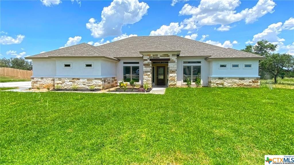 3107 Fish Pond Drive. Copperas Cove, TX 76522