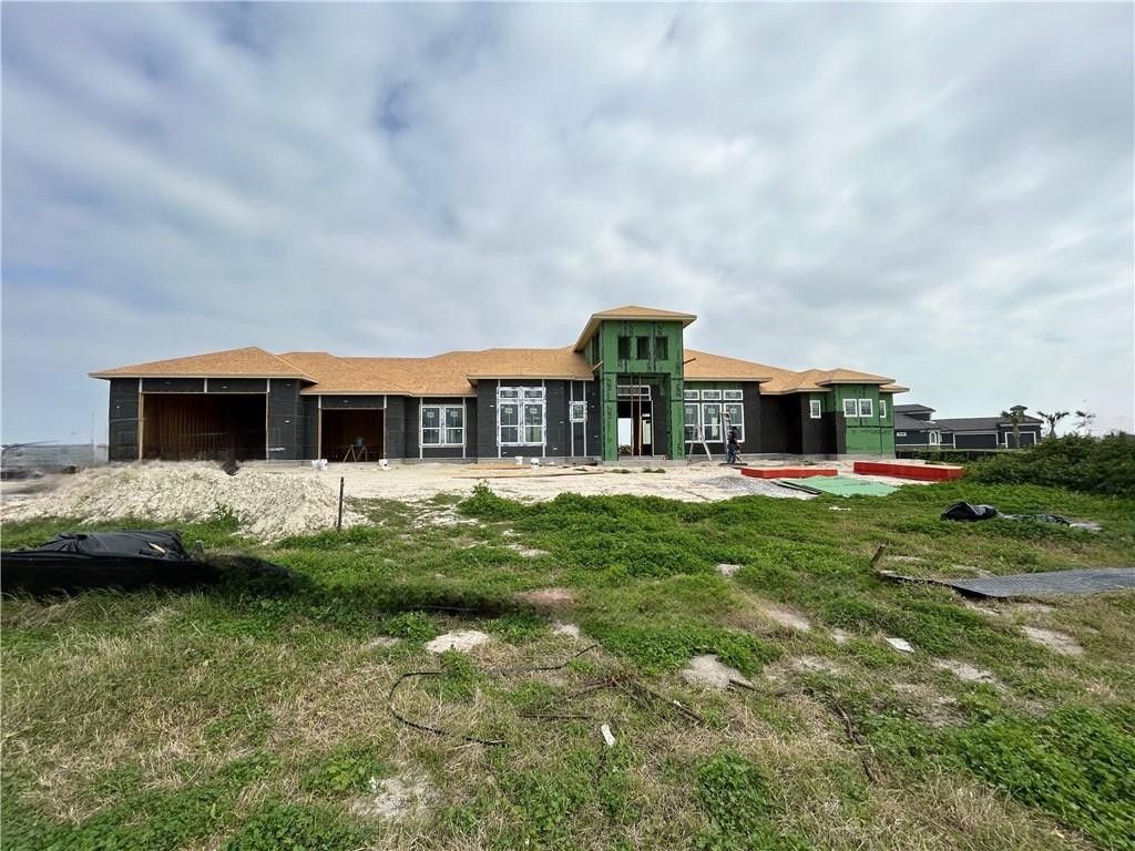 6 La Buena Vida Drive. Aransas Pass, TX 78336