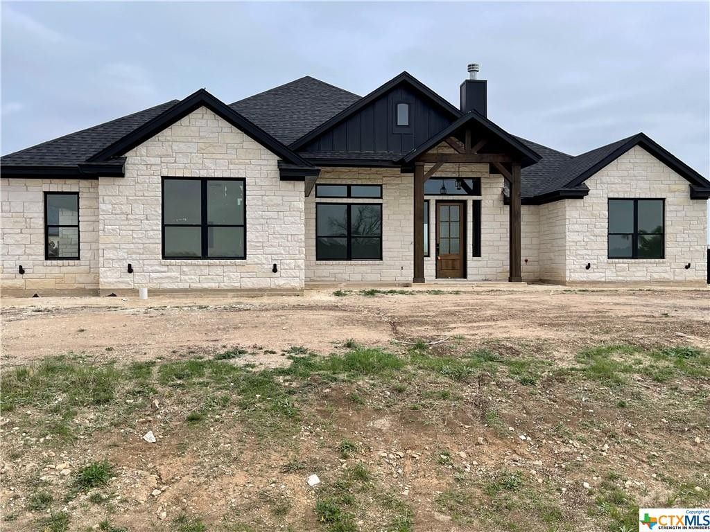 4042 Aerie. Salado, TX 76571