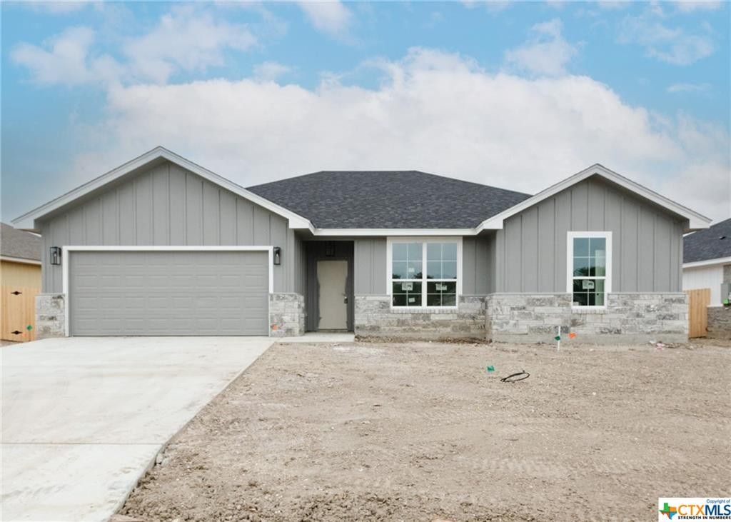 1023 Antelope Trail. Temple, TX 76504