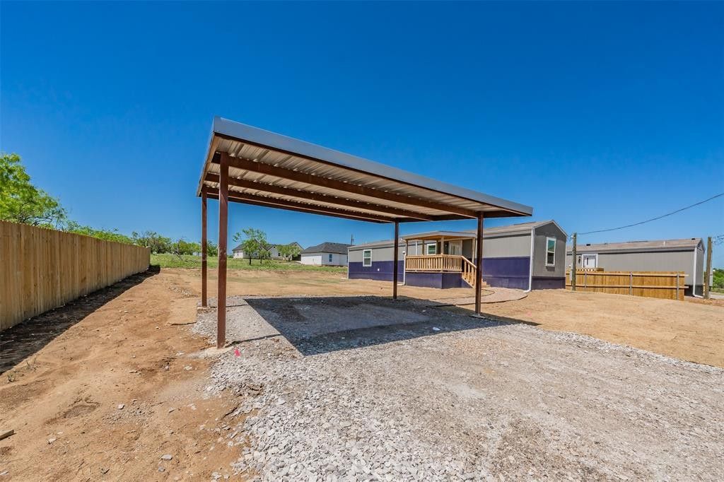 223 Overland Trail. Bridgeport, TX 76426