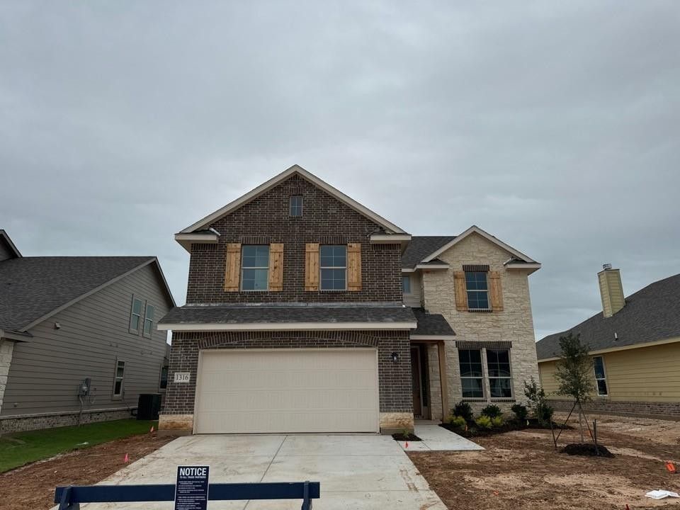 1316 San Marcus Drive. Springtown, TX 76082