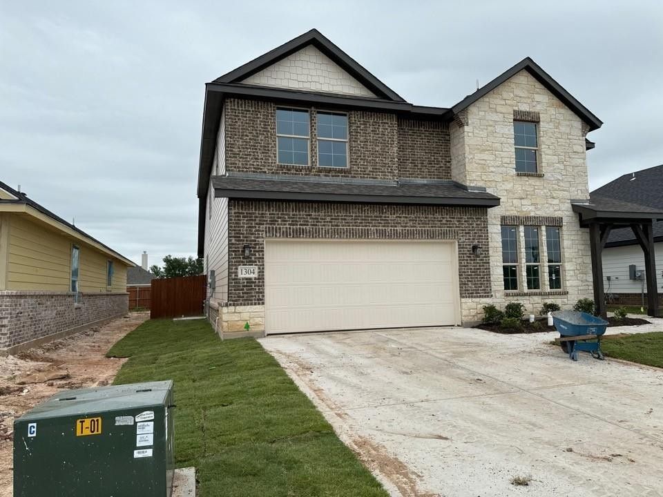 1304 San Marcus Drive. Springtown, TX 76082