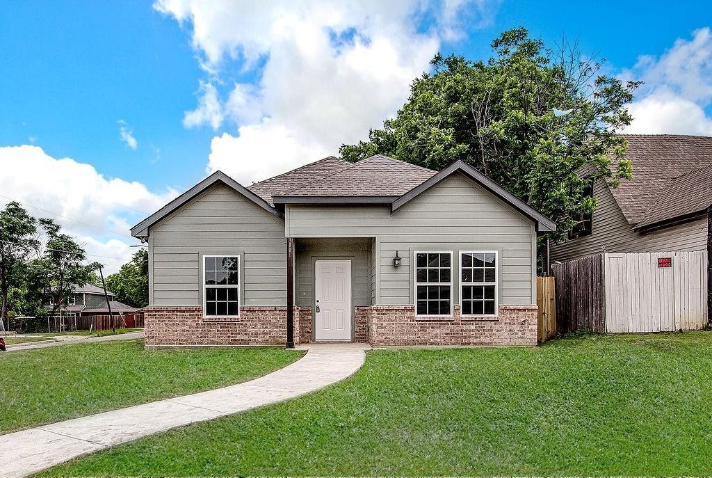 3801 Millet Avenue. Fort Worth, TX 76105