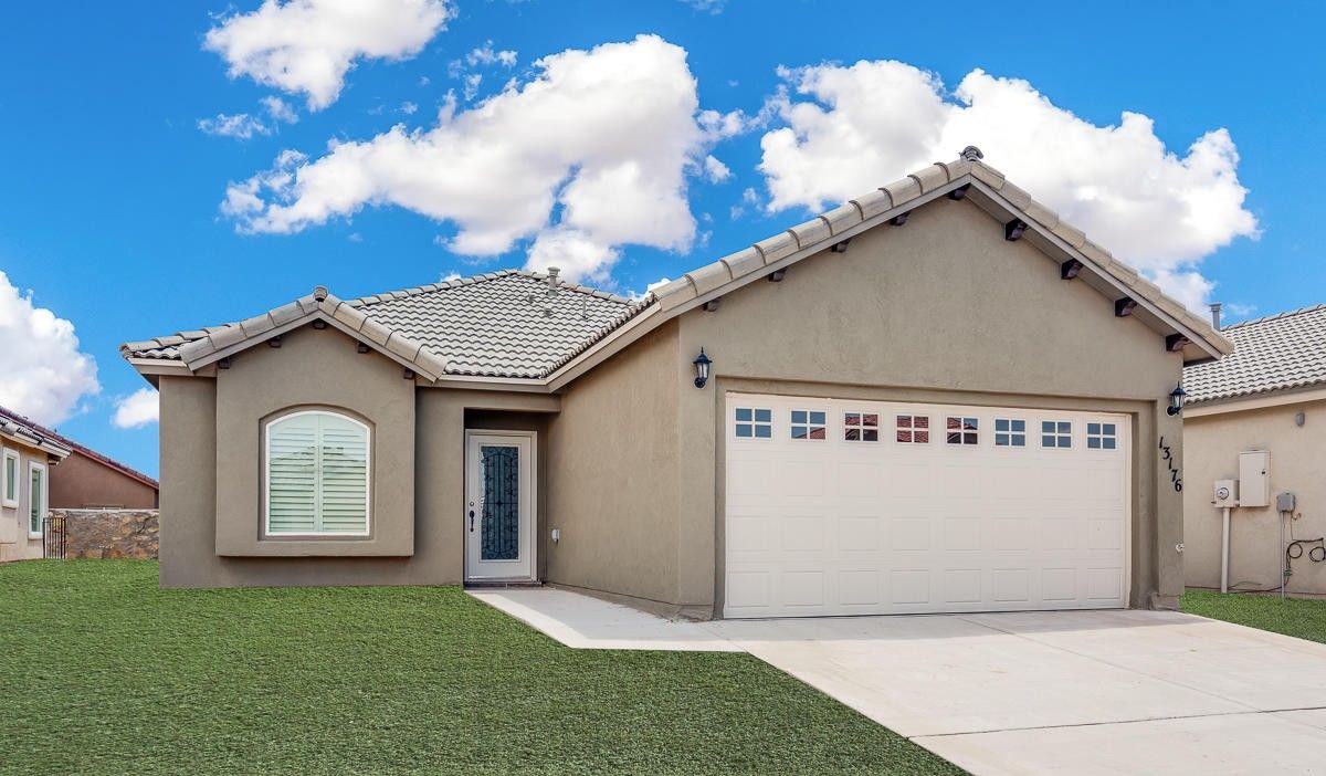 464 Miguel Payan Court. Canutillo, TX 79835