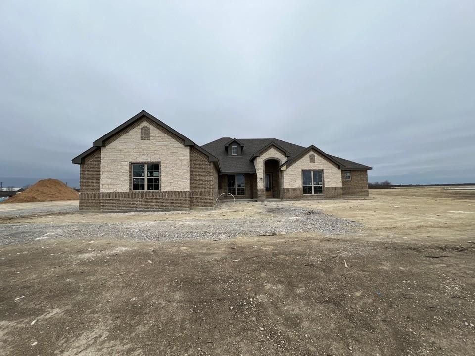 3921 Old Springtown Road. Weatherford, TX 76085