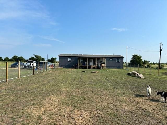 750 Cr 343 Harter Road. Palacios, TX 77465