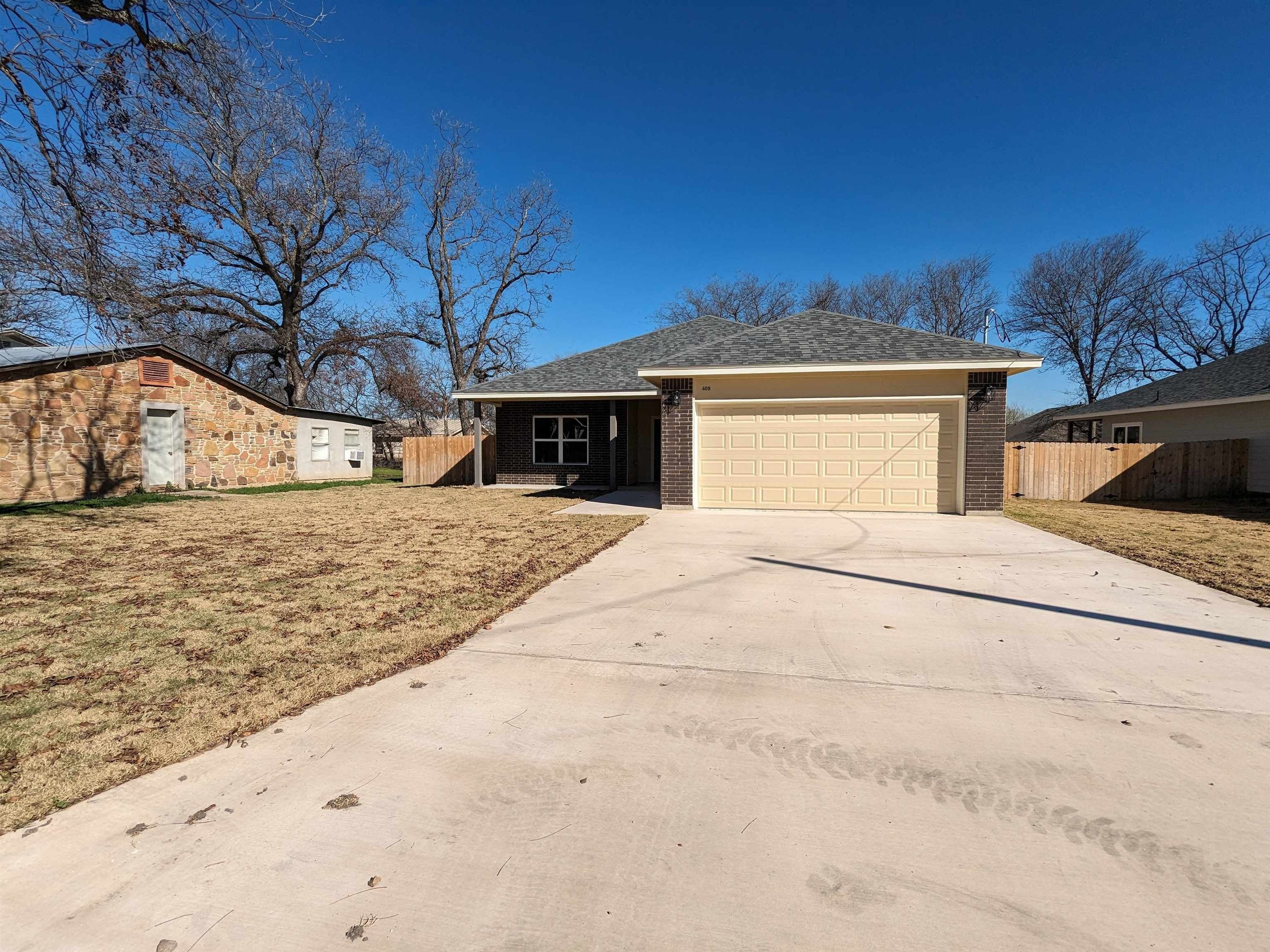 409 Gamel St. Lampasas, TX 76550