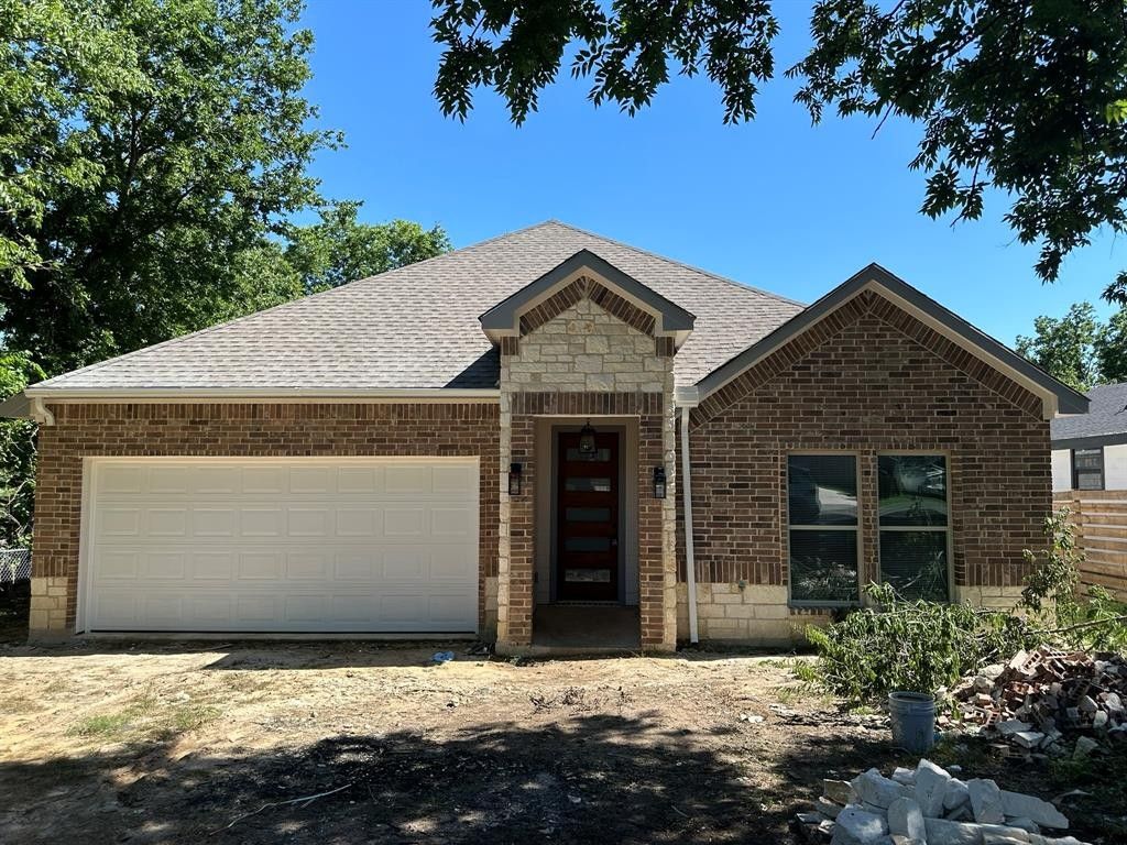 9715 Santa Monica Drive. Fort Worth, TX 76116