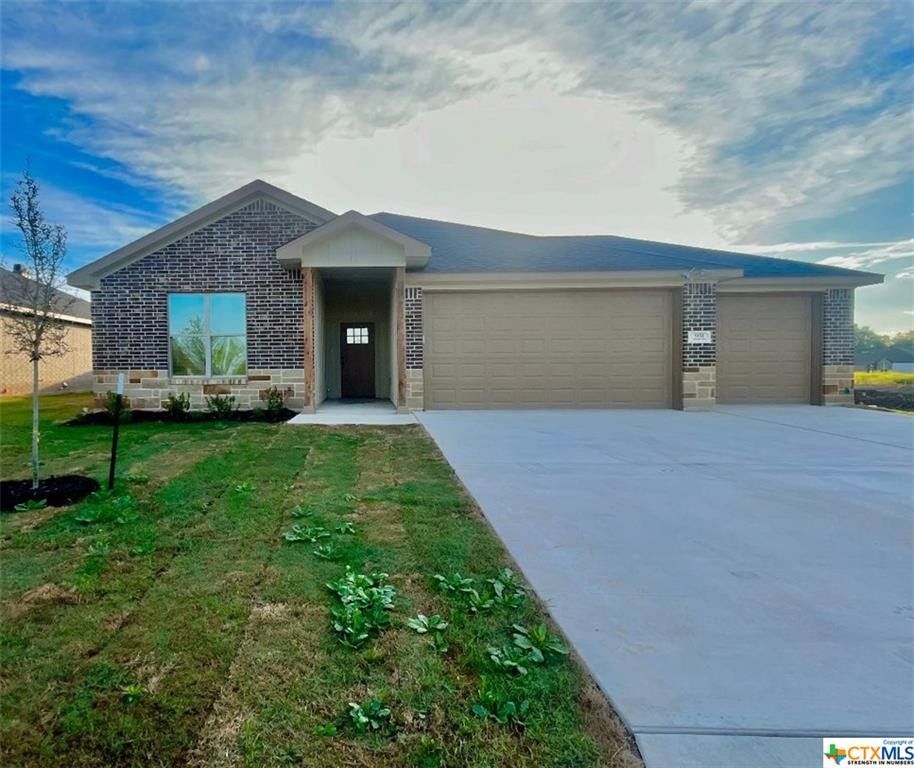 931 Antelope Trail. Temple, TX 76504