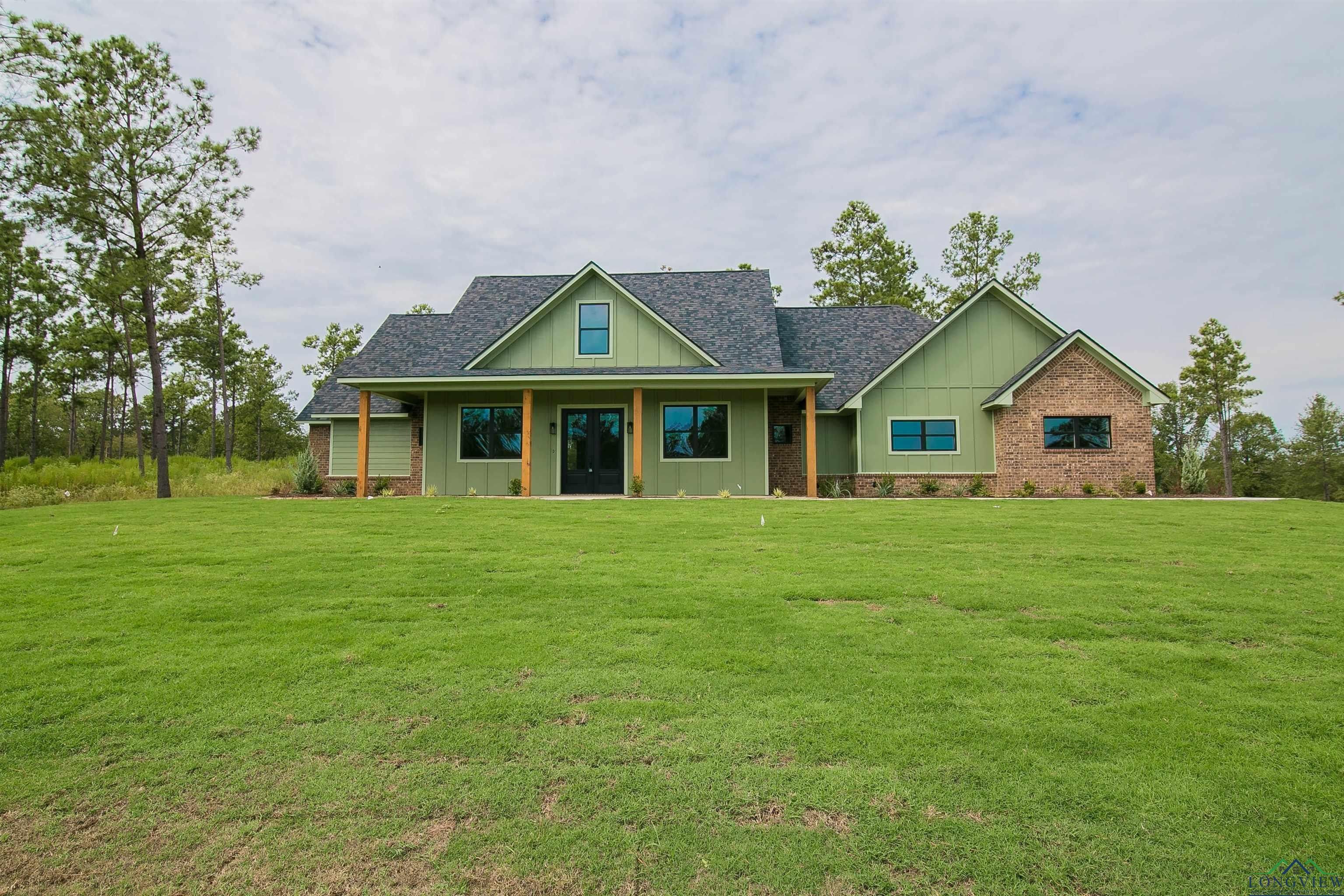 225 Eagle Creek. Diana, TX 75640