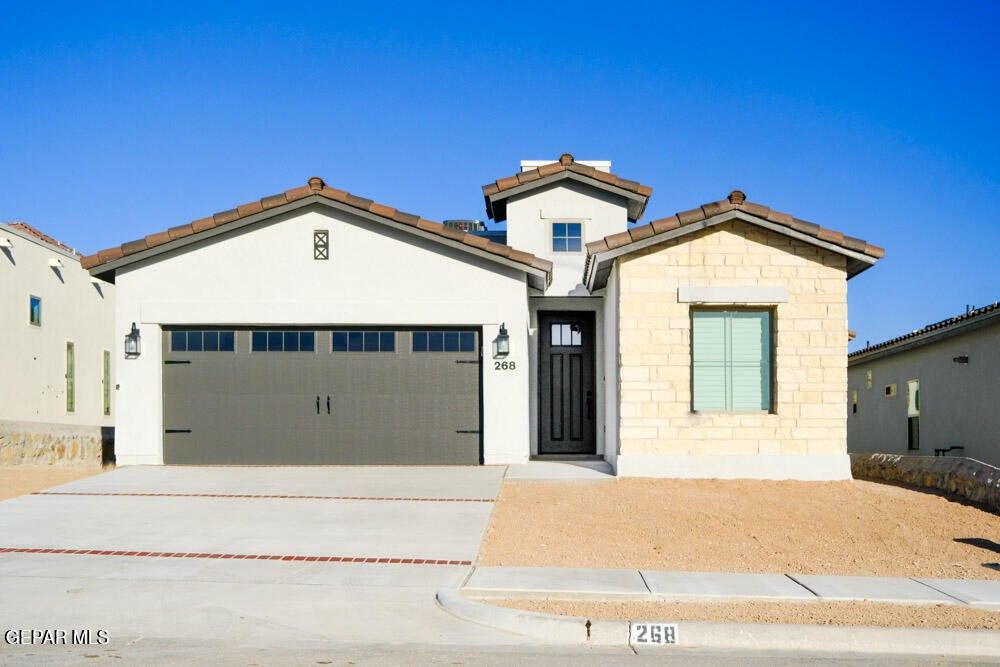 3716 Model Lane. El Paso, TX 79938