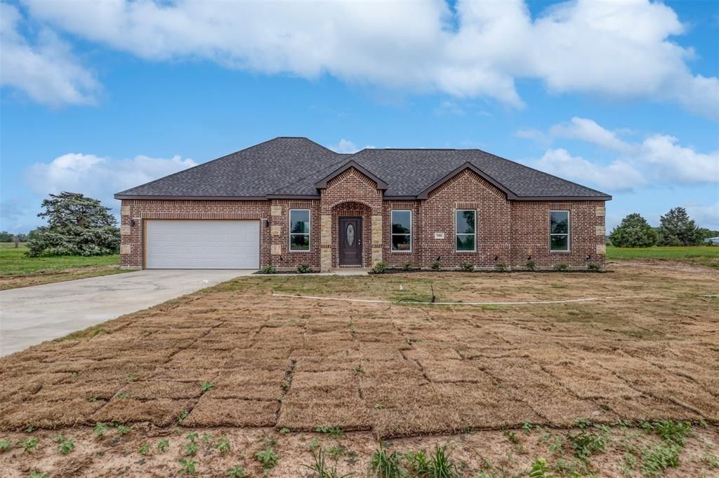 398 Private Road 7413. Wills Point, TX 75169