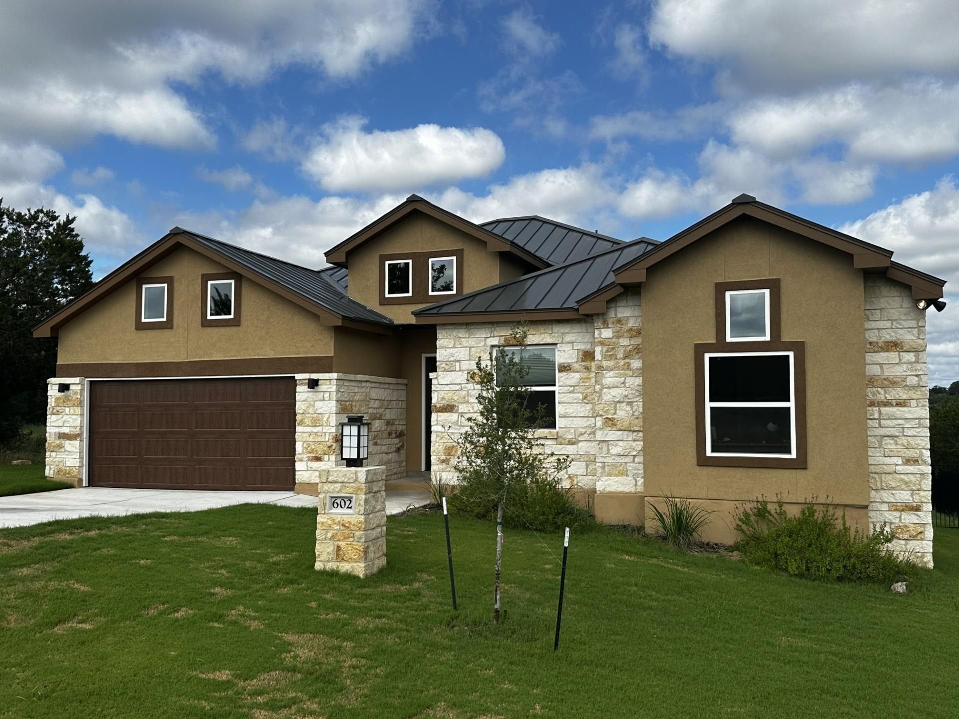 602 Long Shot. Horseshoe Bay, TX 78657