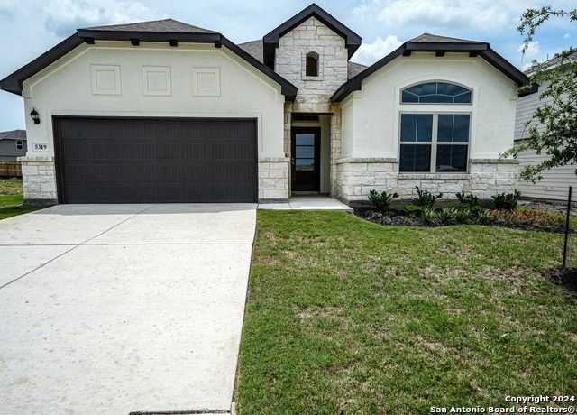 5319 Park Overlook. Schertz, TX 78108