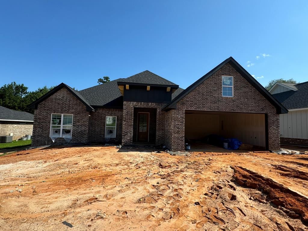 310 Clear View Lane. Nacogdoches, TX 75965