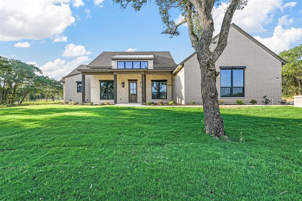 4004 Conejo Court. Poolville, TX 76487