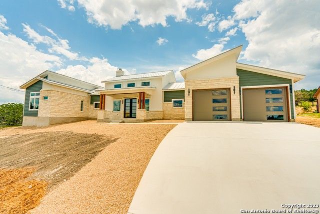 429 Eagle Ln. Fischer, TX 78623