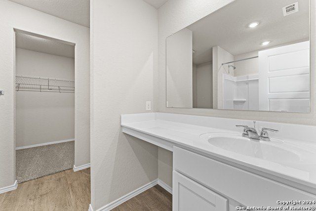 1756 Gwen Grove. San Antonio, TX 78221