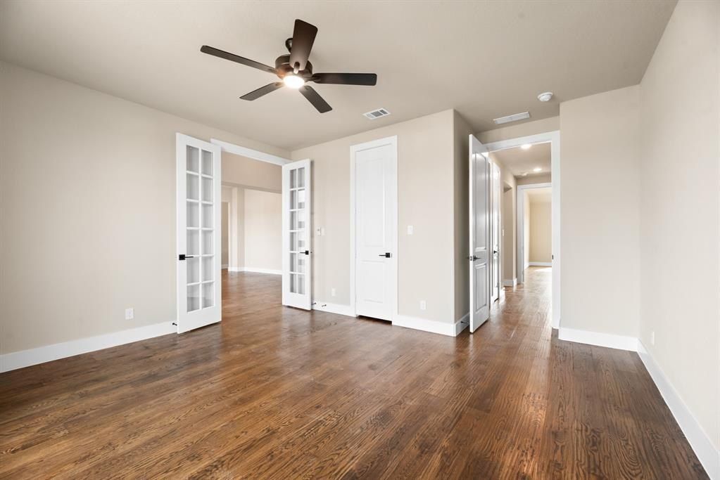 1080 Julian Drive. Van Alstyne, TX 75495