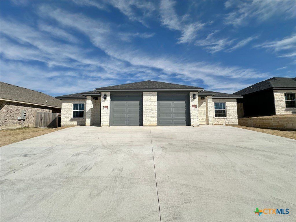 1211 Antelope Trail. Temple, TX 76504