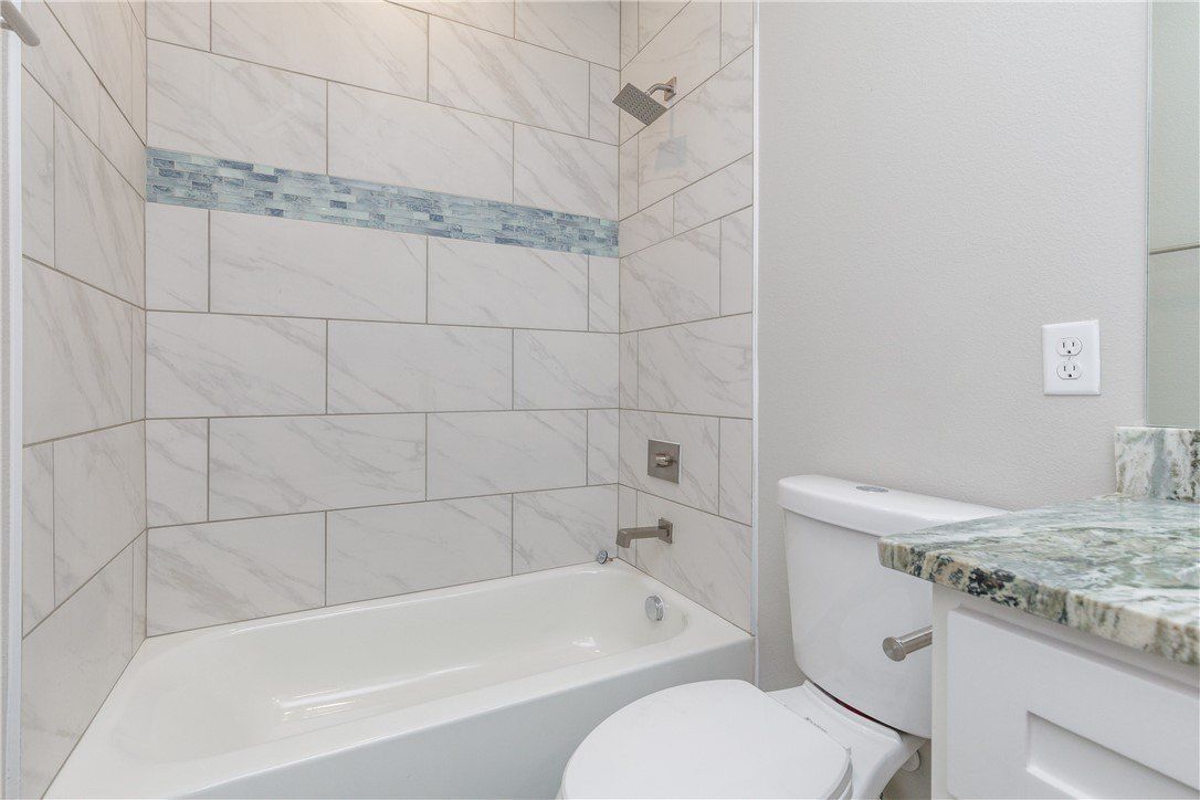 13970 Fortuna Bay Drive Unit A. Corpus Christi, TX 78418