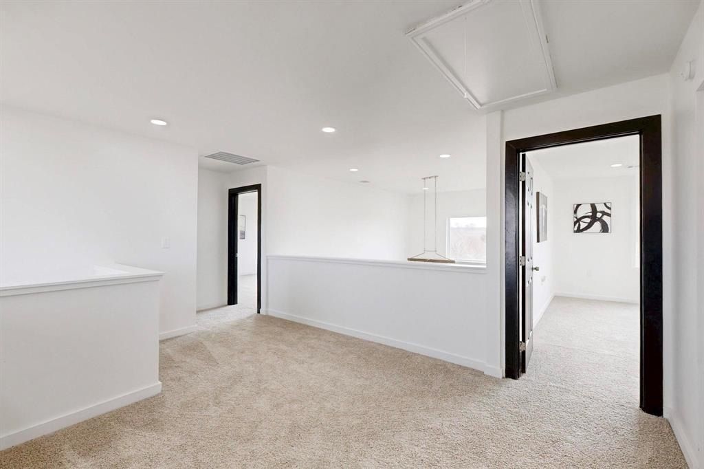 244 Hcr 2302. Abbott, TX 76621