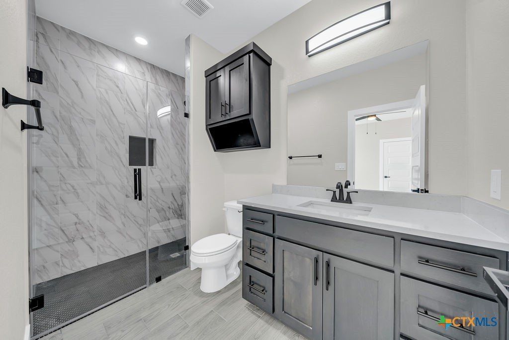 257 Private Road 2774. Mico, TX 78056