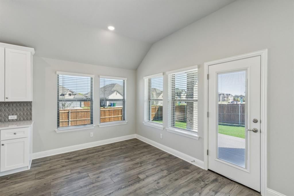 4225 Furrow Bend. Joshua, TX 76058
