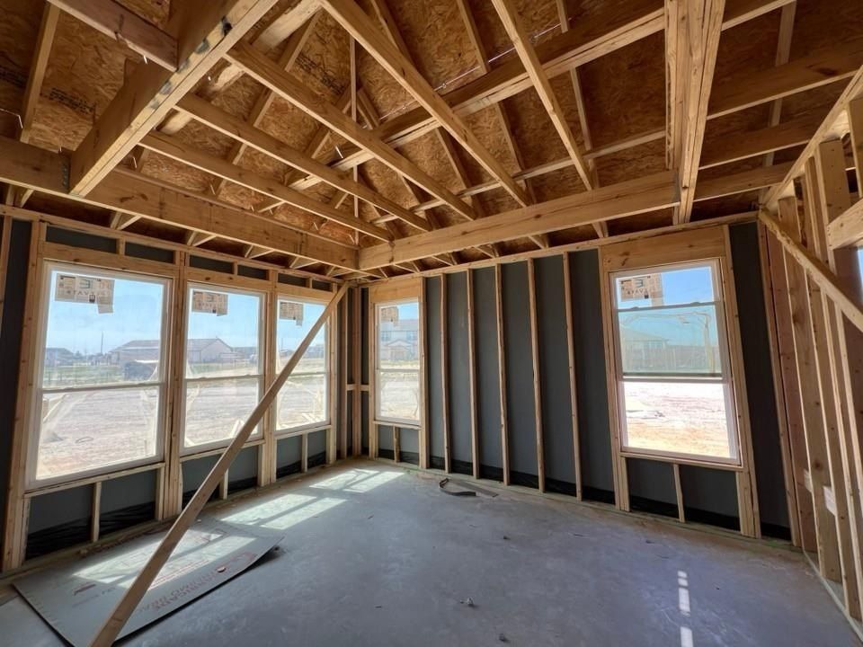 124 Llanos Drive. Decatur, TX 76234