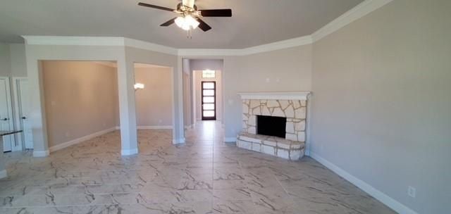 906 Maxine Drive. Athens, TX 75751