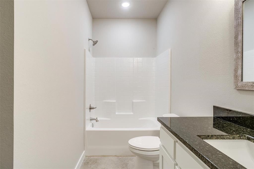404 Evans Street. Cleburne, TX 76031
