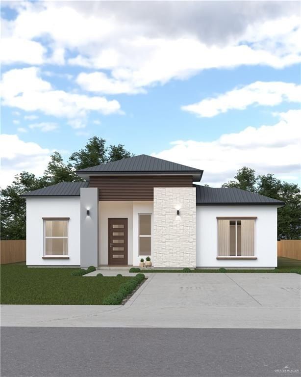 1813 N Mangrove Street. San Juan, TX 78589