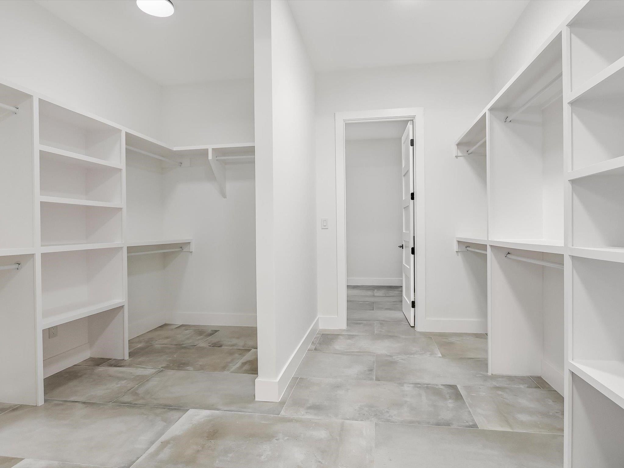 172 Westgate Loop. Horseshoe Bay, TX 78657