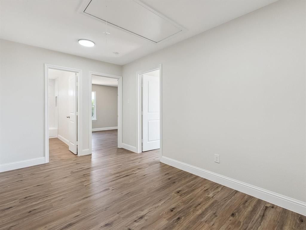 8008 W Elizabeth Lane. Fort Worth, TX 76116