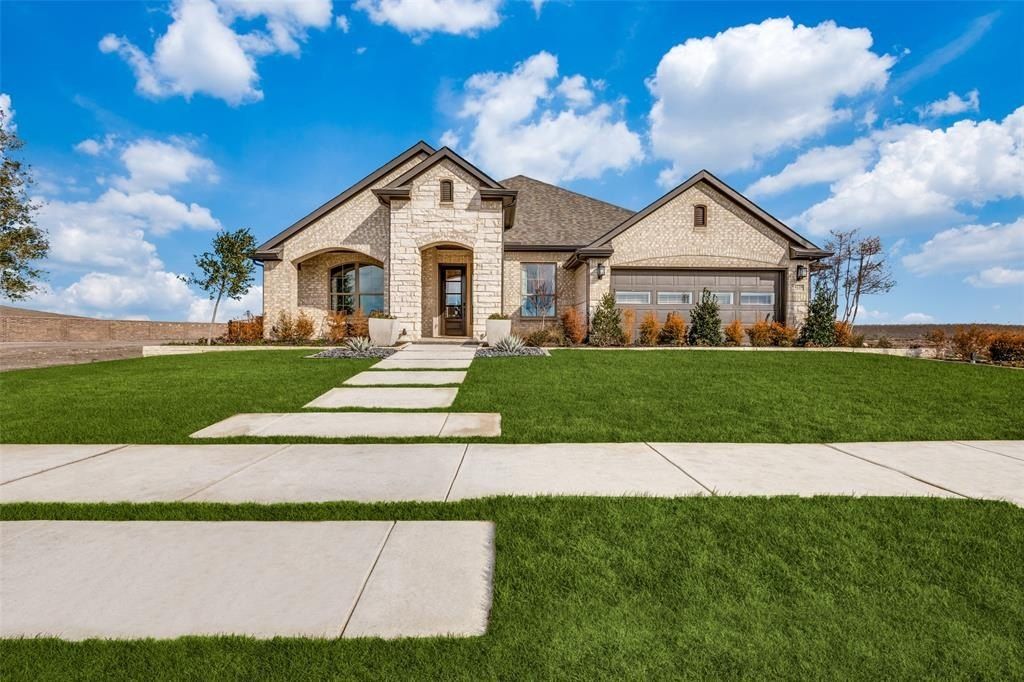 4216 Furrow Bend. Joshua, TX 76058