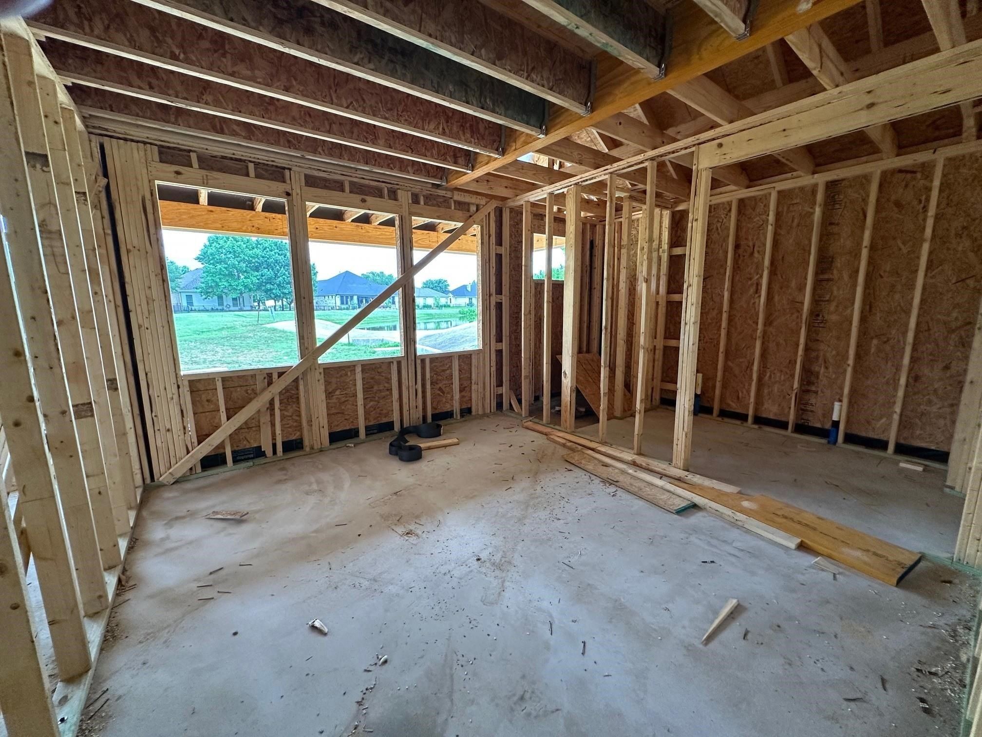 107 Preston Trail. Meadowlakes, TX 78654