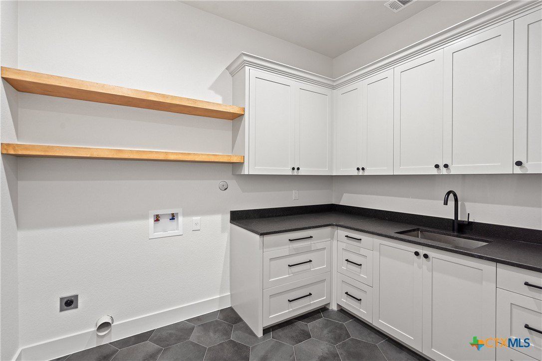 10055 Blanco Springs Road. Gatesville, TX 76528