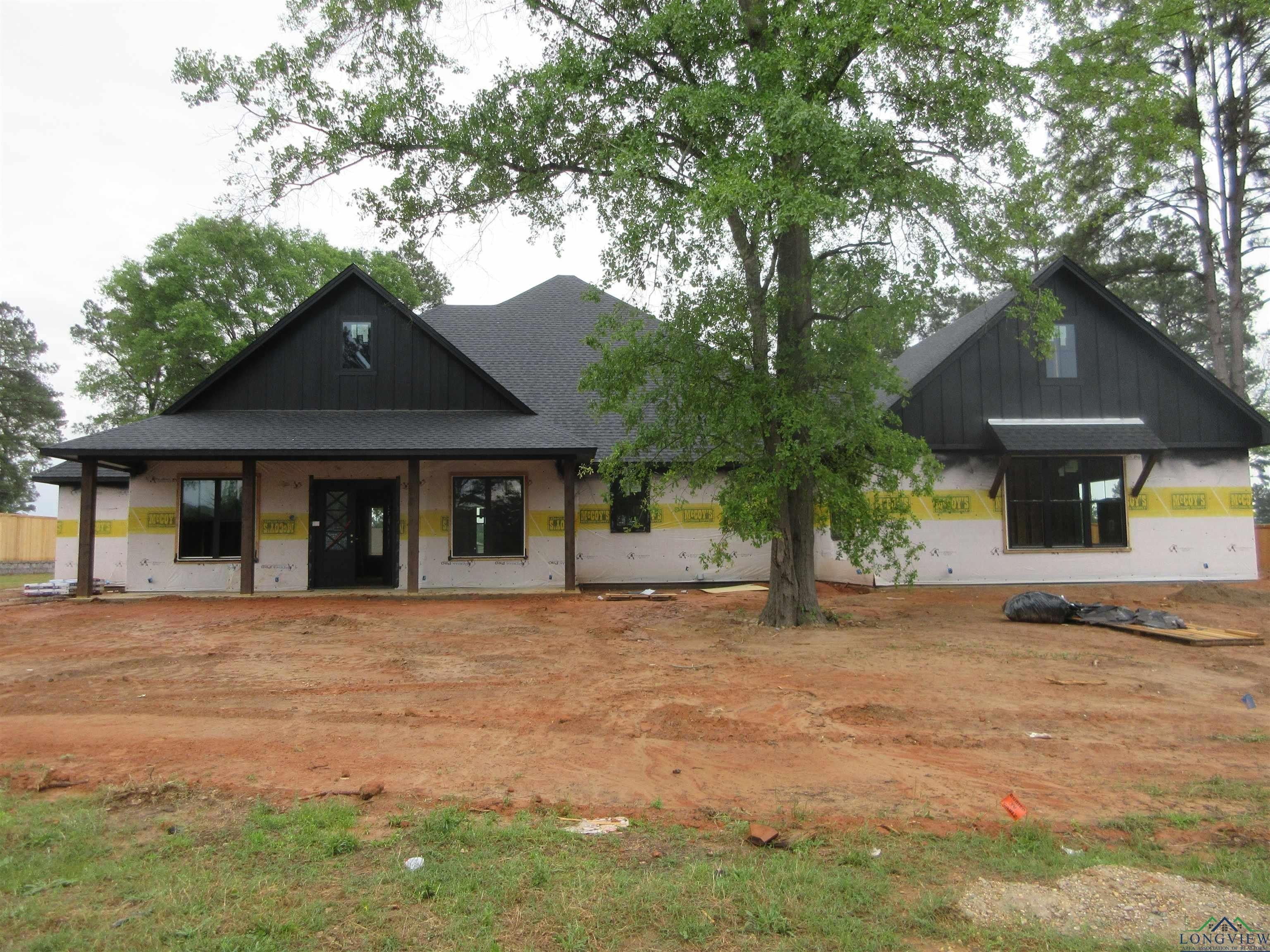 145 Waterfowl Ln. Longview, TX 75602